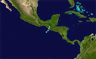 熱帯性暴風雨「アガサ」の進路（中央の青い点）